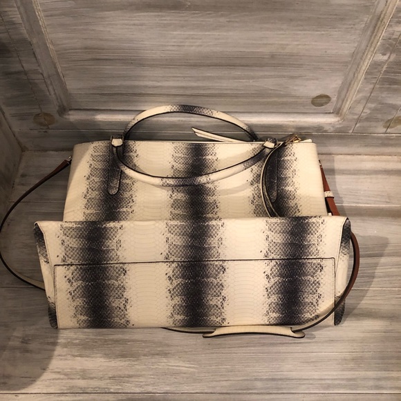 Beautiful Coach Purse NWT - Picture 2 of 5